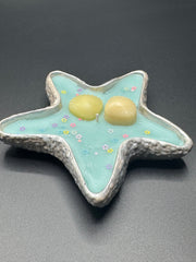 Concrete-Style Star Fish Bees Wax Scented Candle qandeelofficial