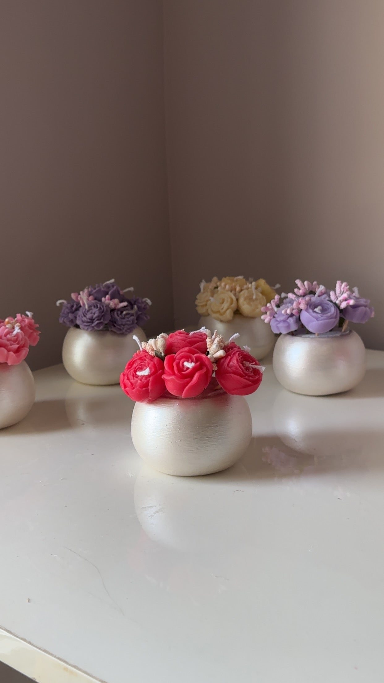 Floral Pot Candle qandeelofficial